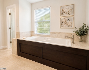 8512 Chatham Street - Photo Thumbnail 9