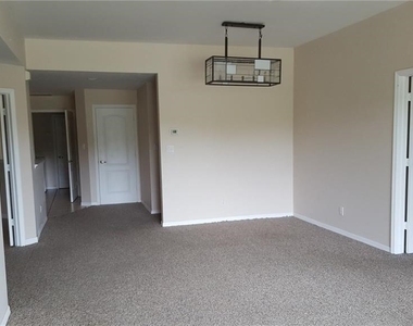 13831 Eagle Ridge Lakes Drive - Photo Thumbnail 6