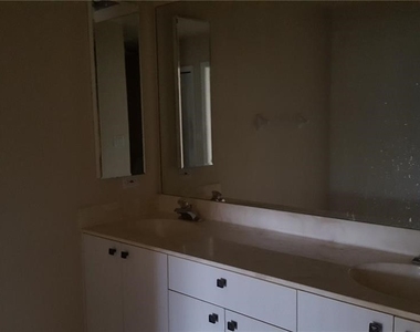 13831 Eagle Ridge Lakes Drive - Photo Thumbnail 9
