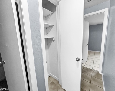 6617 Warwick Circle - Photo Thumbnail 21