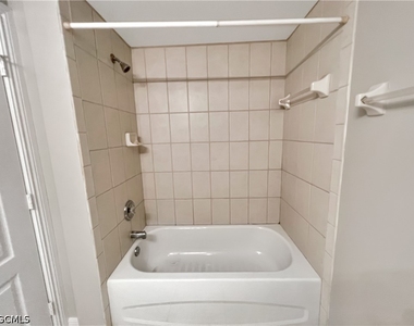 4172 Castilla Circle - Photo Thumbnail 15