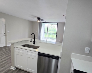 13545 Eagle Ridge Drive - Photo Thumbnail 11