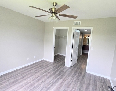 13545 Eagle Ridge Drive - Photo Thumbnail 16