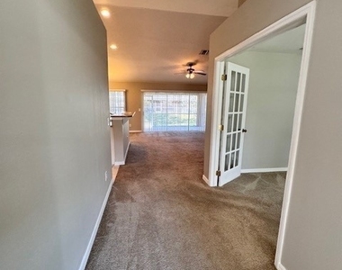 1016 Habershan Avenue - Photo Thumbnail 4