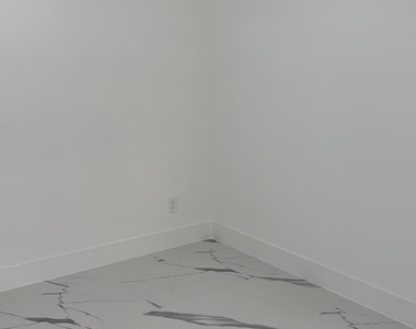 4789 Golfview Boulevard - Photo Thumbnail 14