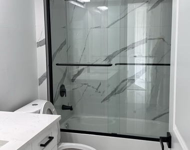 4789 Golfview Boulevard - Photo Thumbnail 6