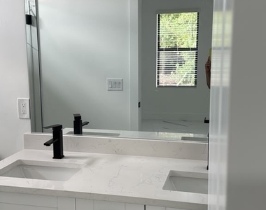 4789 Golfview Boulevard - Photo Thumbnail 23
