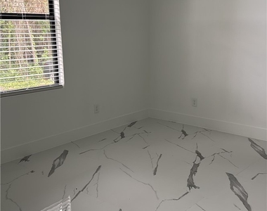 4789 Golfview Boulevard - Photo Thumbnail 24