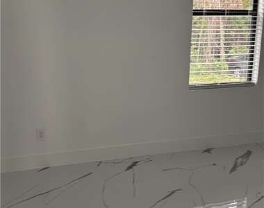 4789 Golfview Boulevard - Photo Thumbnail 21