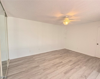 5584 Malt Drive - Photo Thumbnail 6