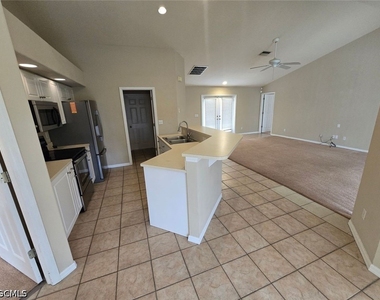 5309 Sands Boulevard - Photo Thumbnail 4