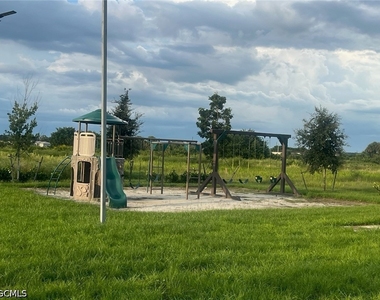 801 Sw Raintree Boulevard - Photo Thumbnail 14
