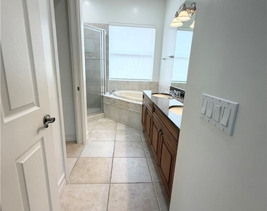 7060 San Lorenzo Court - Photo Thumbnail 25