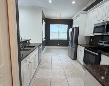 7060 San Lorenzo Court - Photo Thumbnail 13