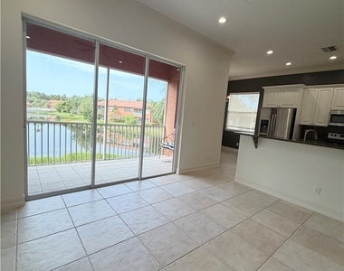 7060 San Lorenzo Court - Photo Thumbnail 5