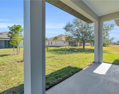 1021 Chiquita Boulevard N - Photo Thumbnail 32