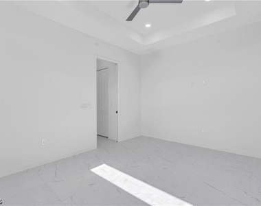 1021 Chiquita Boulevard N - Photo Thumbnail 26