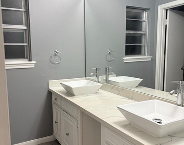 2695 S Woodloch Street - Photo Thumbnail 11