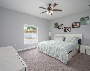 1802 Nw 20th Terrace - Photo Thumbnail 12