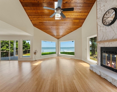 3920 Brookhaven Drive - Photo Thumbnail 9