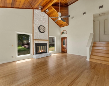 3920 Brookhaven Drive - Photo Thumbnail 8