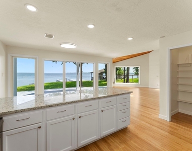 3920 Brookhaven Drive - Photo Thumbnail 16