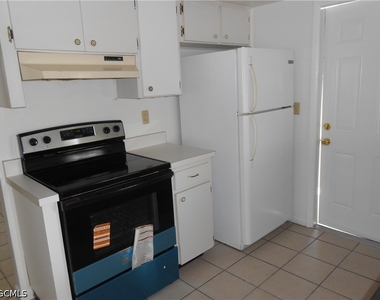 404 Joel Boulevard - Photo Thumbnail 8