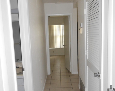 404 Joel Boulevard - Photo Thumbnail 27