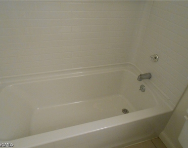 404 Joel Boulevard - Photo Thumbnail 23
