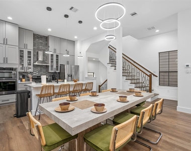 1303 E 27th Street - Photo Thumbnail 26
