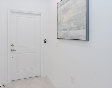 6031 Ellerston Way - Photo Thumbnail 3