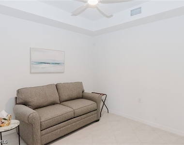6031 Ellerston Way - Photo Thumbnail 11