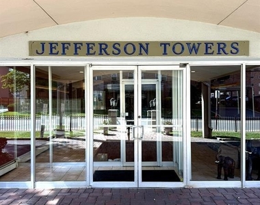 20 Jefferson - Photo Thumbnail 2