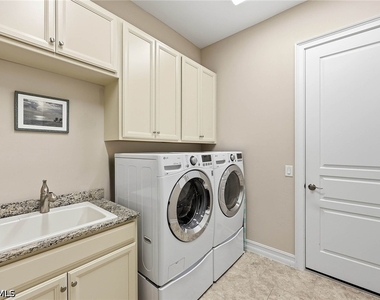 9446 Lagomar Court - Photo Thumbnail 26