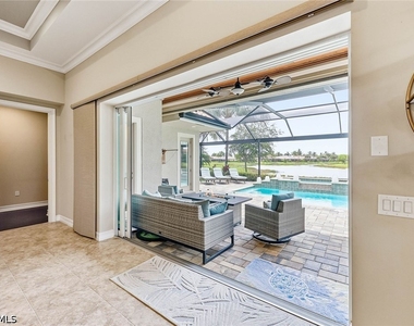 9446 Lagomar Court - Photo Thumbnail 12