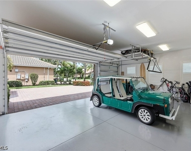 9446 Lagomar Court - Photo Thumbnail 36