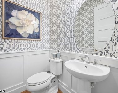6343 Antigua Way - Photo Thumbnail 25