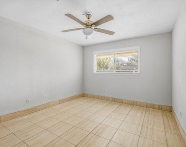 501 Ladd Street - Photo Thumbnail 15