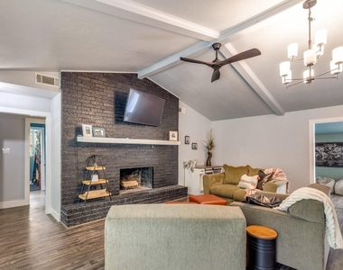 2511 River Ridge - Photo Thumbnail 3