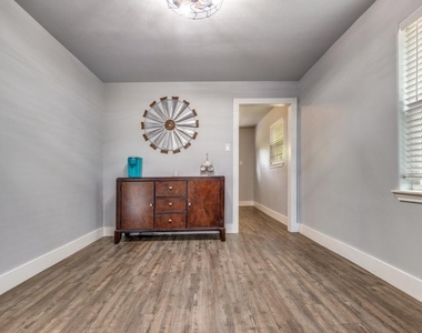 2511 River Ridge - Photo Thumbnail 8