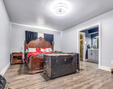 2511 River Ridge - Photo Thumbnail 10