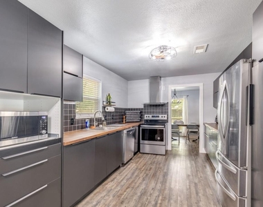 2511 River Ridge - Photo Thumbnail 2