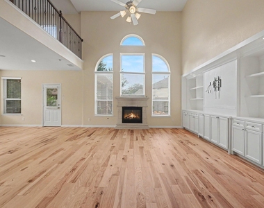 19507 Salt Grass Meadow Drive - Photo Thumbnail 10