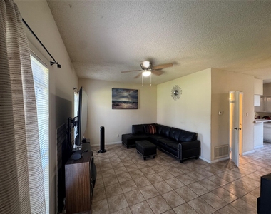 12300 Brookglade Circle - Photo Thumbnail 14