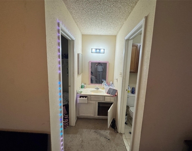 12300 Brookglade Circle - Photo Thumbnail 12