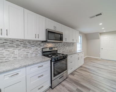 5739 Skylane Drive - Photo Thumbnail 29