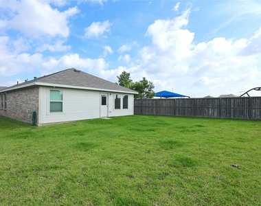 7430 Clover Chase Drive - Photo Thumbnail 15