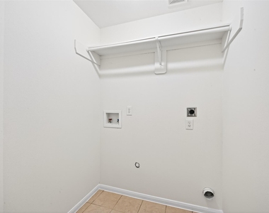 4502 Mallow Street - Photo Thumbnail 22