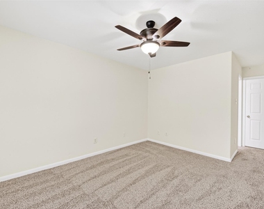 4502 Mallow Street - Photo Thumbnail 28