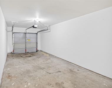 4502 Mallow Street - Photo Thumbnail 32